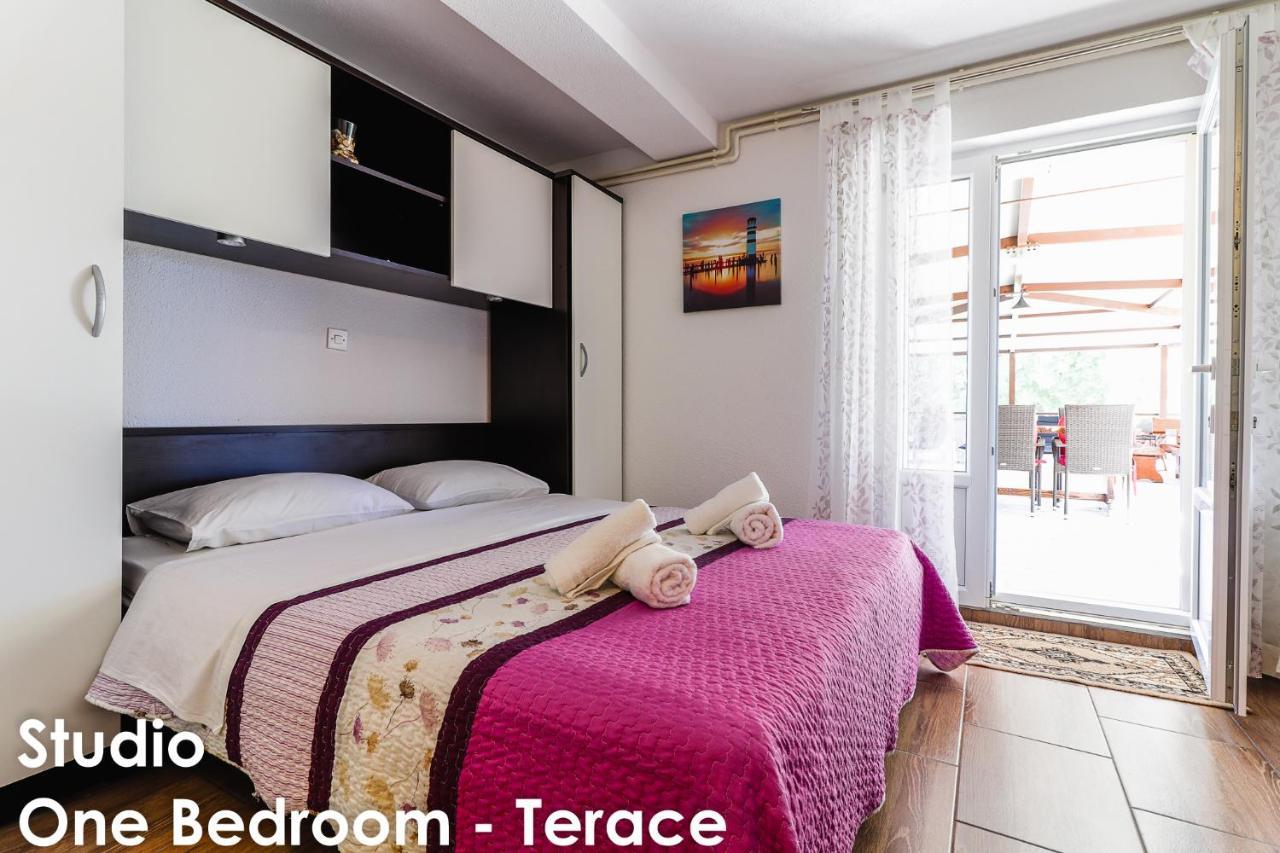 Relax - Big Terace & Grill Апартаменты *